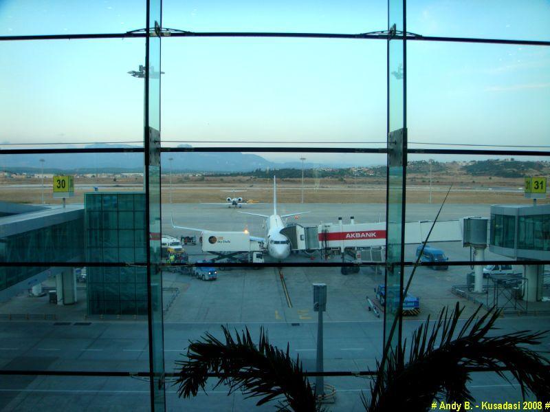 Aeroport Izmir (6).JPG